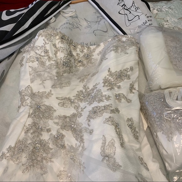 A Line Wedding Gown with Lace and Beads - Picture 9 of 9